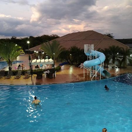 Apartamento Do Lago, Com Churrasqueira Privativa , Cozinha , Internet Banda Larga, Rampa Barco E Jet, Pesqueiro - B101 كلدس نوفاس المظهر الخارجي الصورة