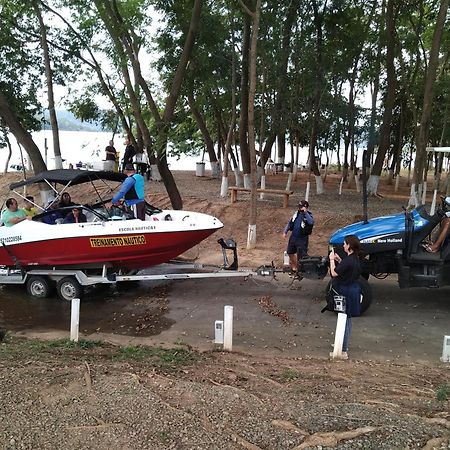 Apartamento Do Lago, Com Churrasqueira Privativa , Cozinha , Internet Banda Larga, Rampa Barco E Jet, Pesqueiro - B101 كلدس نوفاس المظهر الخارجي الصورة