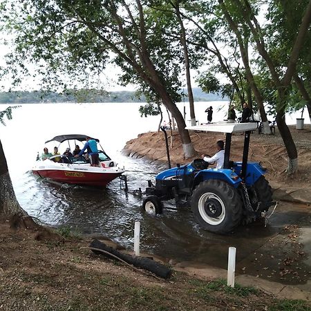 Apartamento Do Lago, Com Churrasqueira Privativa , Cozinha , Internet Banda Larga, Rampa Barco E Jet, Pesqueiro - B101 كلدس نوفاس المظهر الخارجي الصورة