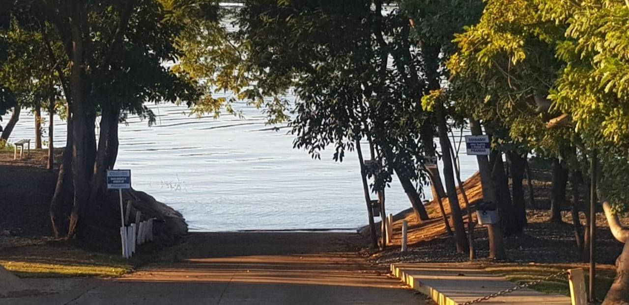 Apartamento Do Lago, Com Churrasqueira Privativa , Cozinha , Internet Banda Larga, Rampa Barco E Jet, Pesqueiro - B101 كلدس نوفاس المظهر الخارجي الصورة