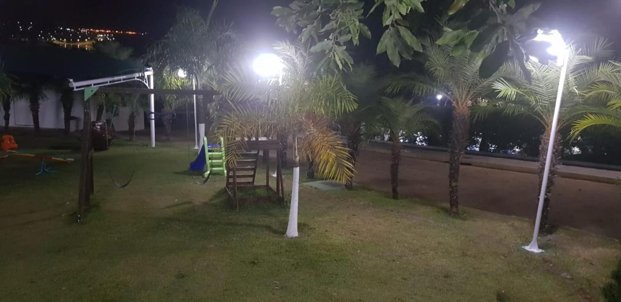 Apartamento Do Lago, Com Churrasqueira Privativa , Cozinha , Internet Banda Larga, Rampa Barco E Jet, Pesqueiro - B101 كلدس نوفاس المظهر الخارجي الصورة