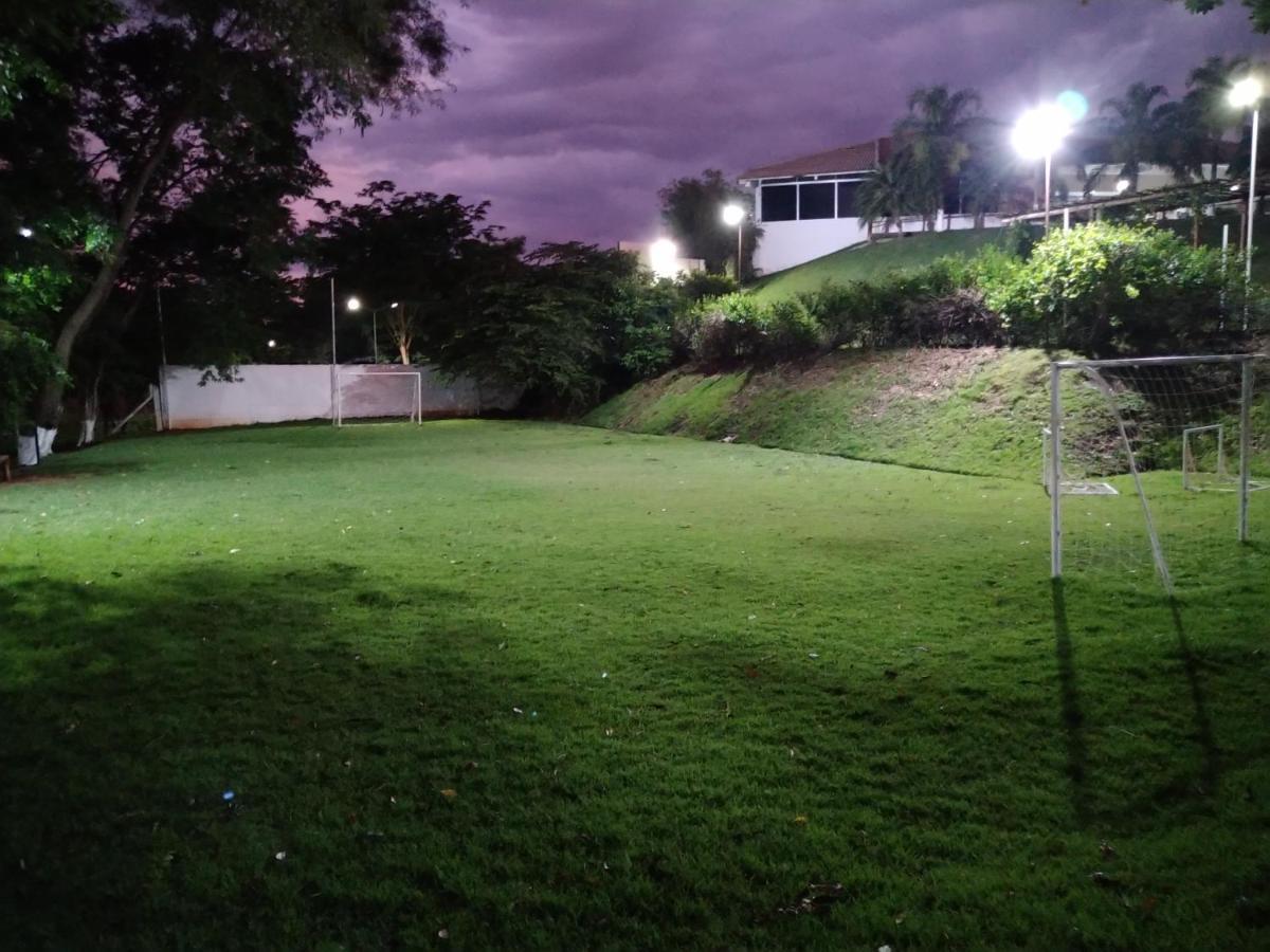 Apartamento Do Lago, Com Churrasqueira Privativa , Cozinha , Internet Banda Larga, Rampa Barco E Jet, Pesqueiro - B101 كلدس نوفاس المظهر الخارجي الصورة